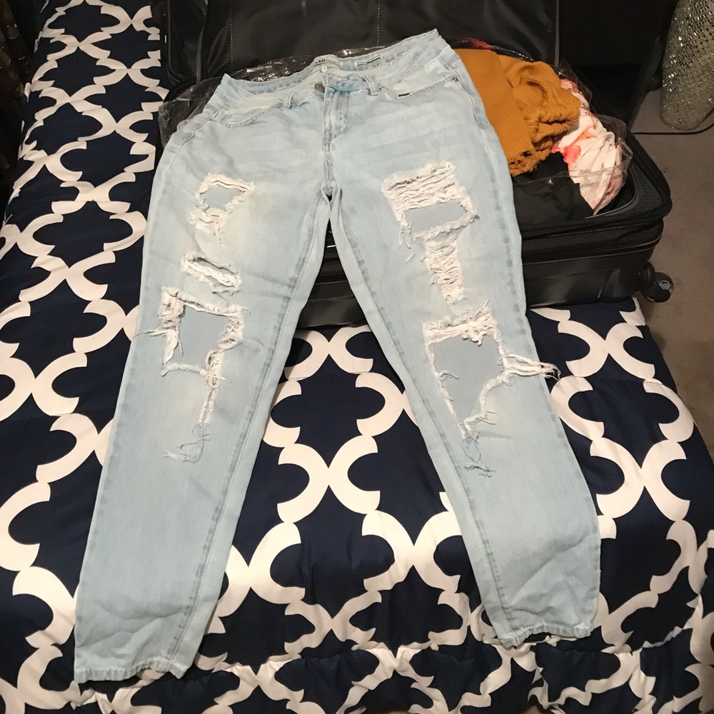 Both size 7 in womans